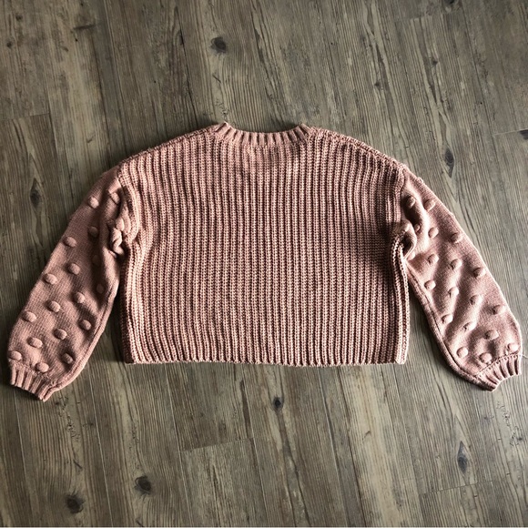 Moon & Madison cropped bubble sleeve neutral sweater - Picture 2 of 11